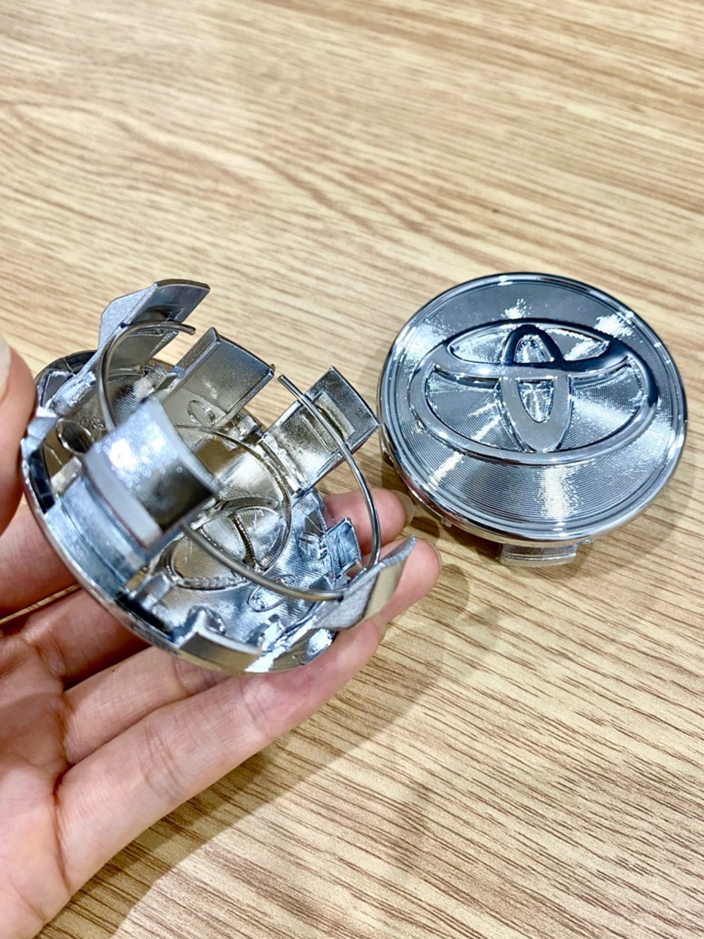 2pcs Toyota 62mm Wheel Center Caps Chrome
Hub Caps for Camry Corolla Silver